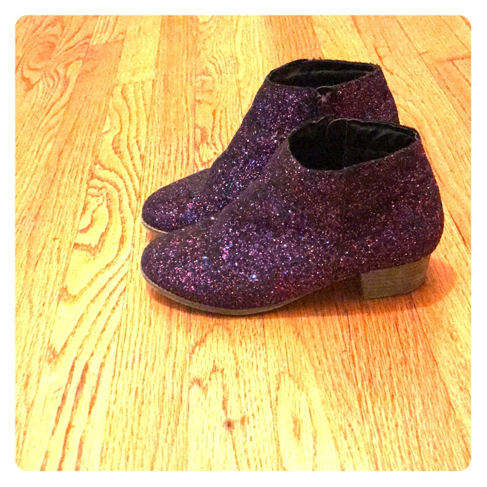 Purple glitter sparkle booties.